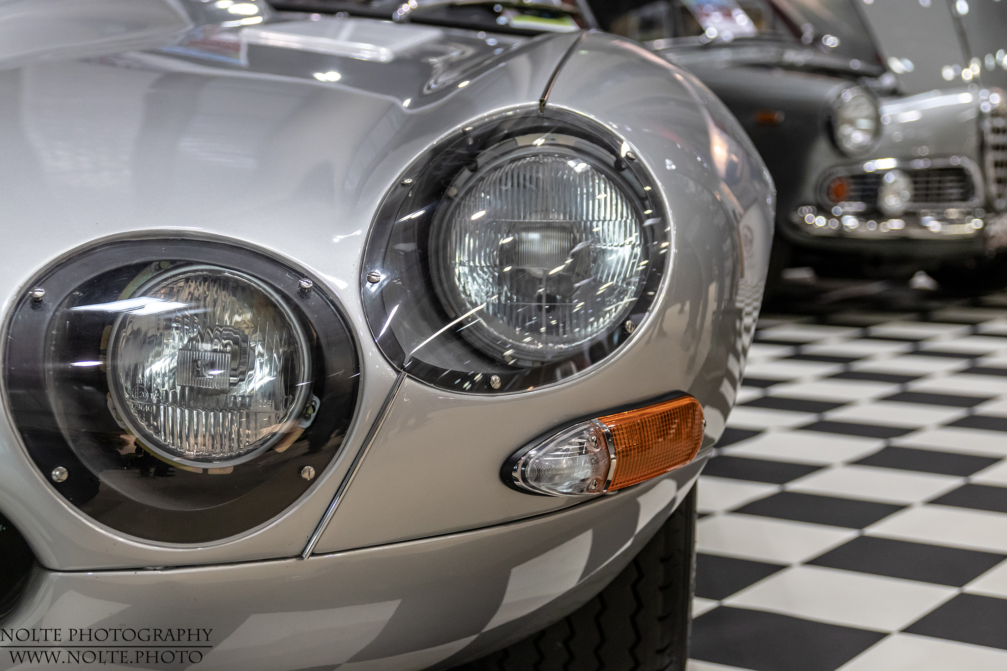 Schau mir in die Scheinwerfer...